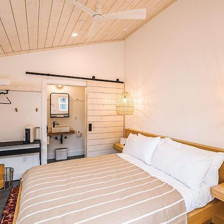 Mini Shortboard Room With A Queen Bed Stinson Beach Ngoại thất bức ảnh